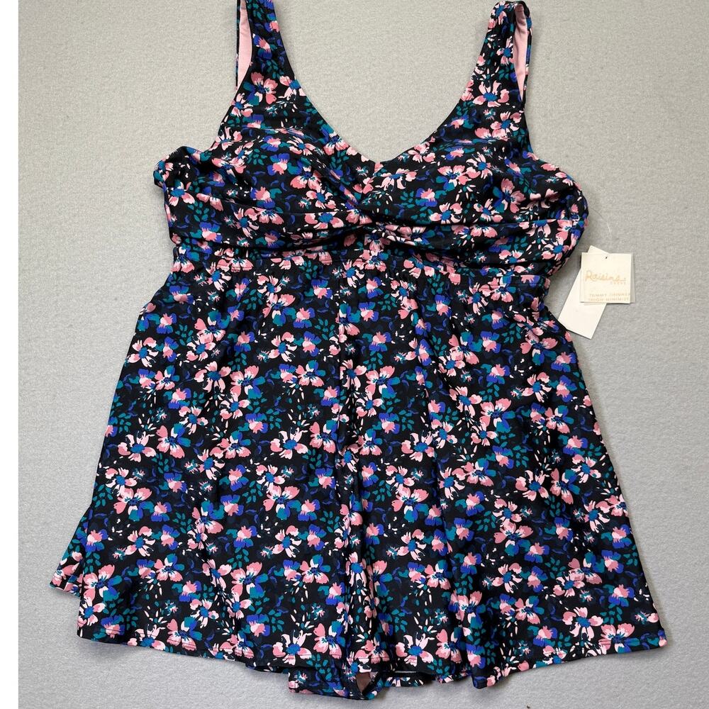 Raisins Curve Plus Size Lucia V-Neck Swimdress - Black Multi 14W $102